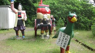 宝物館・・・怪しい桃太郎の世界