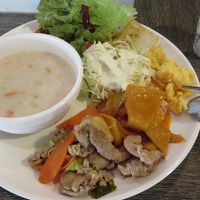 朝食ビュッフェ