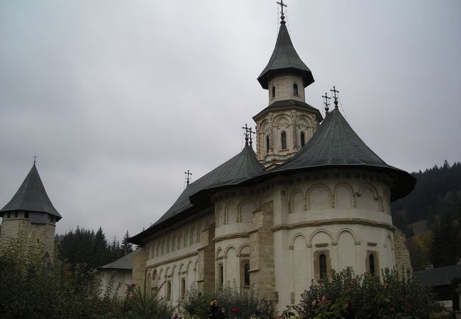 プトナ修道院