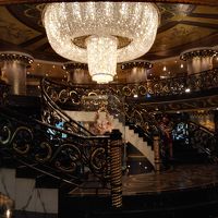 エントランスホール