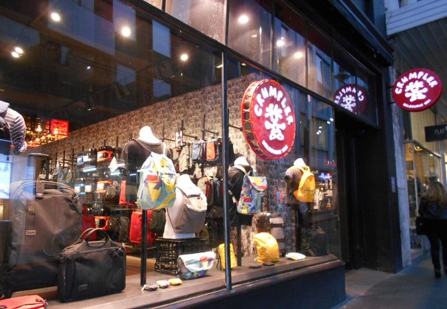 メルボルンで生まれたバッグのお店です