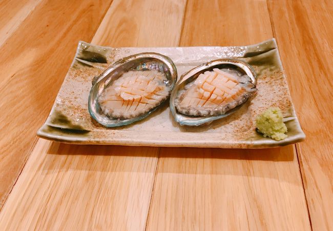 切り子のグラスでお酒をいただける「二代目一心太助」