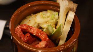 ツボ漬けカルビとかめちゃめちゃうまいですね