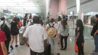 チャンギ空港の真下にある駅