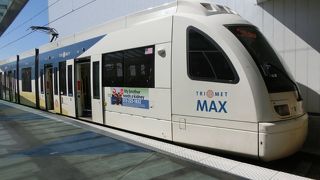 空港へ乗り入れている路面電車