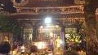 参拝客が多かった