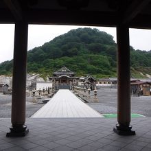 山門から見た地蔵院