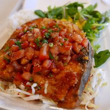 本日のプレートでカマスの揚げたもの