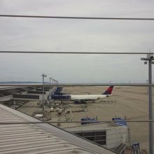 のんびり飛行場見学