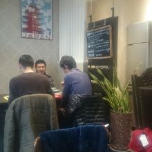 こじんまりした店内