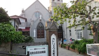 六角屋根の上に・・・