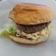 石垣牛のハンバーガー