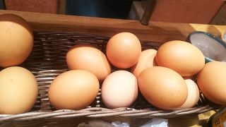 羽田着後に食べたくなるたまごかけごはん。