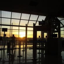 帰りの早朝の空港