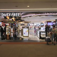 FaSoLa 第1ターミナル3F免税エリア