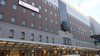 旅行者にも便利なデパート