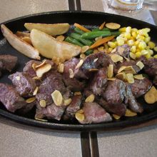 まずは、オードブル代わりに・・・