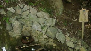 奥の院への道中