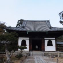 建築当時のままの開山堂　天井が見どころです！