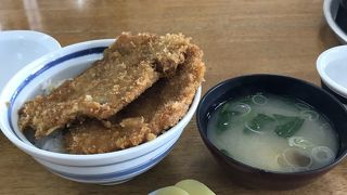 秩父名物わらじカツ丼