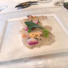 ディナーの一皿 前菜鯛のカルパッチョ