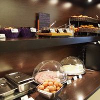 朝食込みでした。