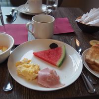 朝食