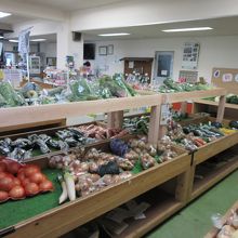 道の駅の売店の様です