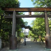 幕末の思想家佐久間象山を祀った神社（象山神社）