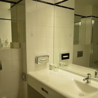 バスルームも清潔でした