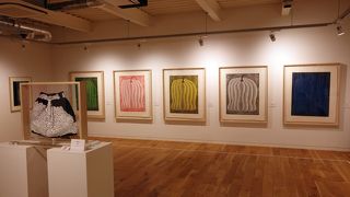 草間彌生や奈良美智の作品