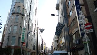 入口のビルが印象的でした