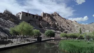 気を付けて登って下さい