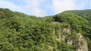 展望台から楯岩は見えません