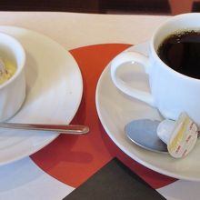 アイスクリームとコーヒー