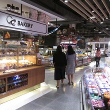 セントラルフードホール (セントラル チットロム内)