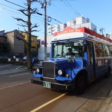 ２０１６年までの小型バス。