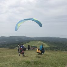 パラグライダーしてました