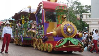 朝は空いていた