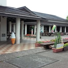 メインの建物です。