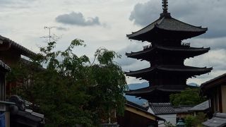 八坂の塔で有名なお寺