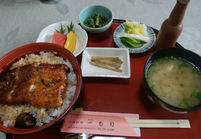 誕生日祝いに友達とランチを食べに「一もり」さんに