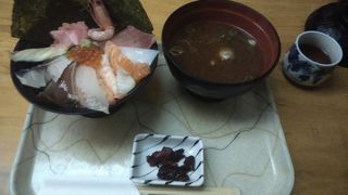 人気店のようです。