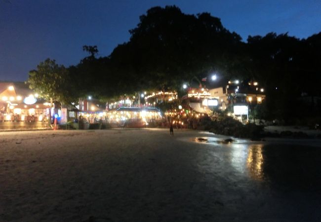 オンザビーチのレストラン