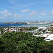 灼熱の太陽の下、きつい登り坂をあがった甲斐があるほど!