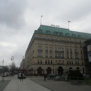 ブランデンブルグ門前の広場