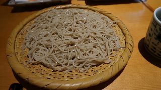 細めの十割蕎麦がうまい