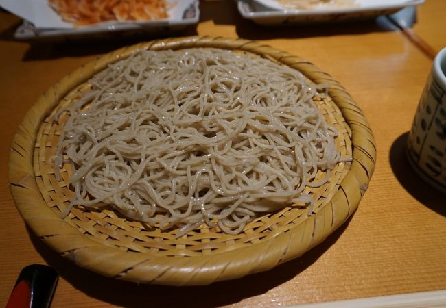 細めの十割蕎麦がうまい