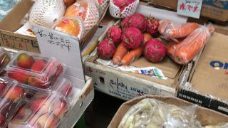 ユーグレナモールの真ん中