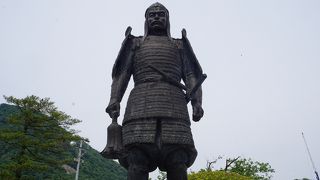 鳥取城公園のお堀沿い